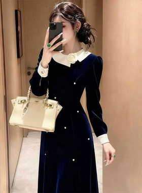 出席重要场合的裙子高端精致富家千金小香风藏蓝色丝绒连衣裙冬季