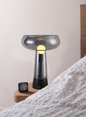 供应新品大理石台灯创意玻璃LED台灯简约艺术装饰客厅床头台灯