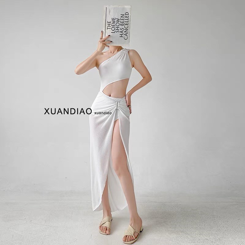 绝美沙滩泳衣女款2025新款比基尼长裙性感小胸高级感显瘦海边度假