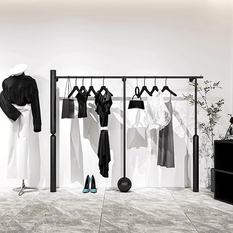 服装店展示架上墙壁挂式铁艺黑色挂衣架衣服陈列架女装店专用货架