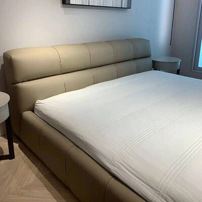 奶油风泡芙床主卧真皮落地床TUFTY现代简约榻榻米意式极简双人床