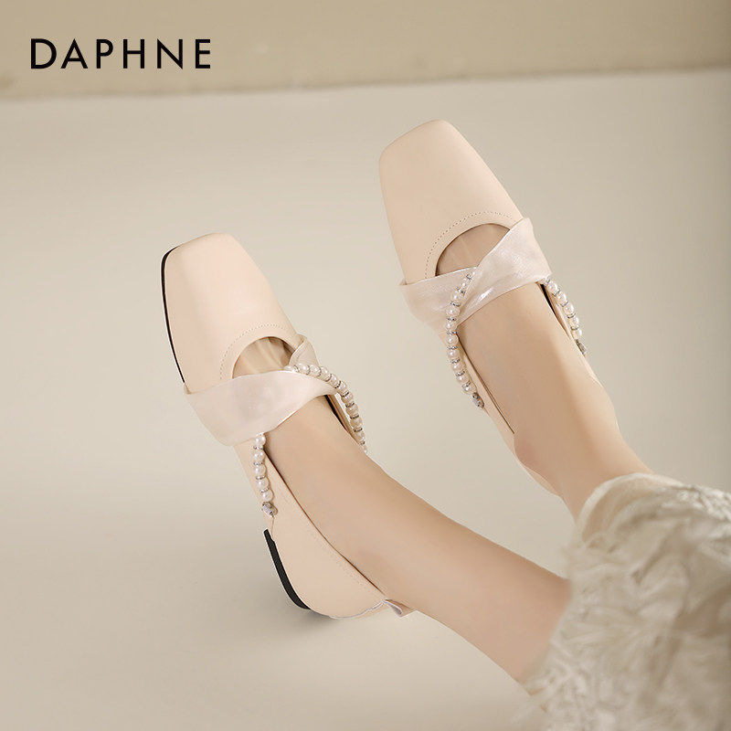 达芙妮浅口单鞋女春夏2026清仓休闲小白鞋子女法式玛丽珍高跟鞋女