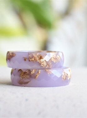 淡紫色树脂戒指带金片 - 刻面树脂带