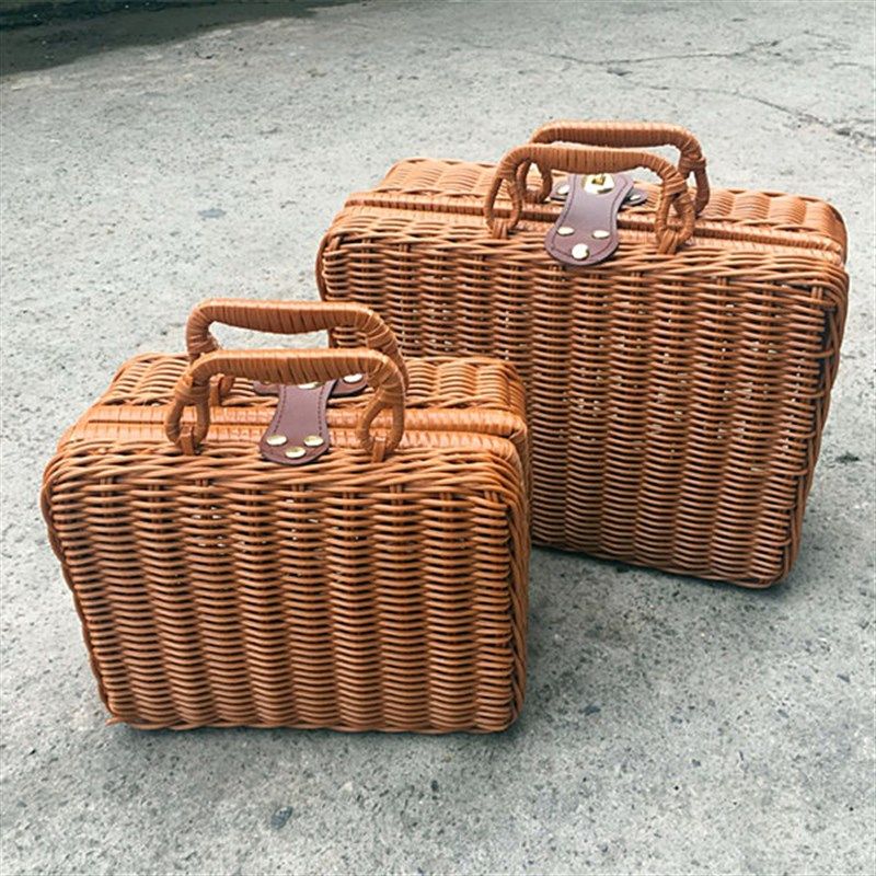 新款中式民国风婚纱照道具复古儿童摄影道具写真竹编手提箱包筐