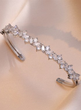 手链女 日韩风时尚气质优雅莫桑锆石紫钻森系旋转百温柔简洁手镯