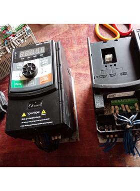 日业变频器 CM530H-4T1R5GB/2R2PB 实物图-议价