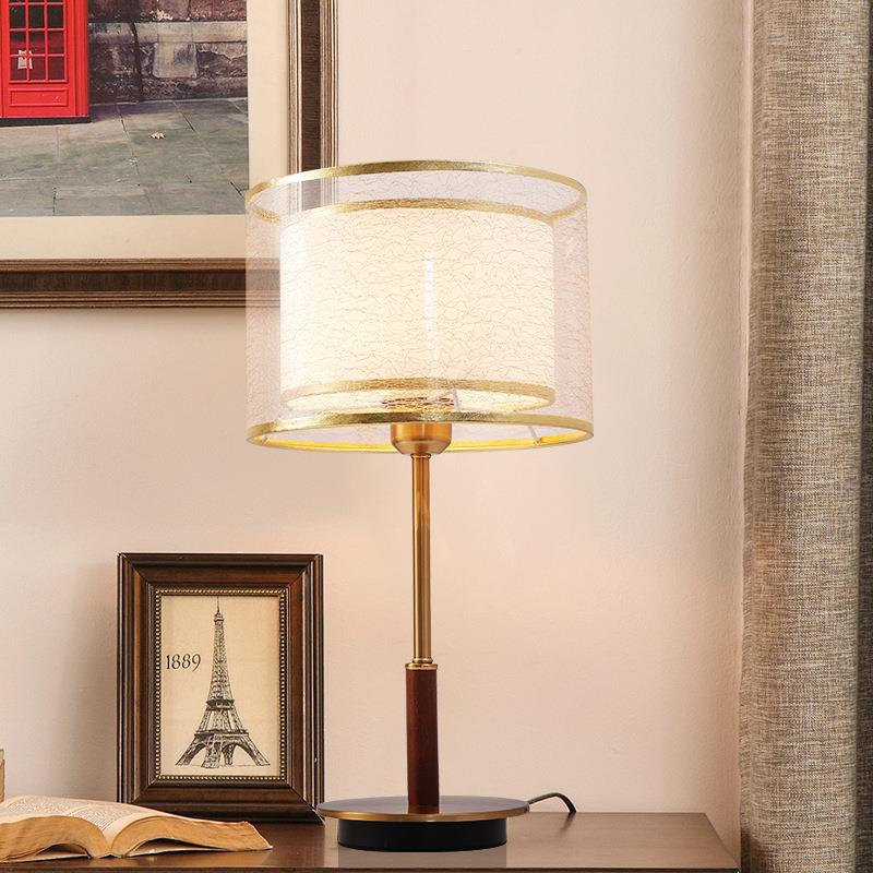 美式卧室床头灯轻奢高级感北欧现代简约新中式家用温馨浪漫时尚灯