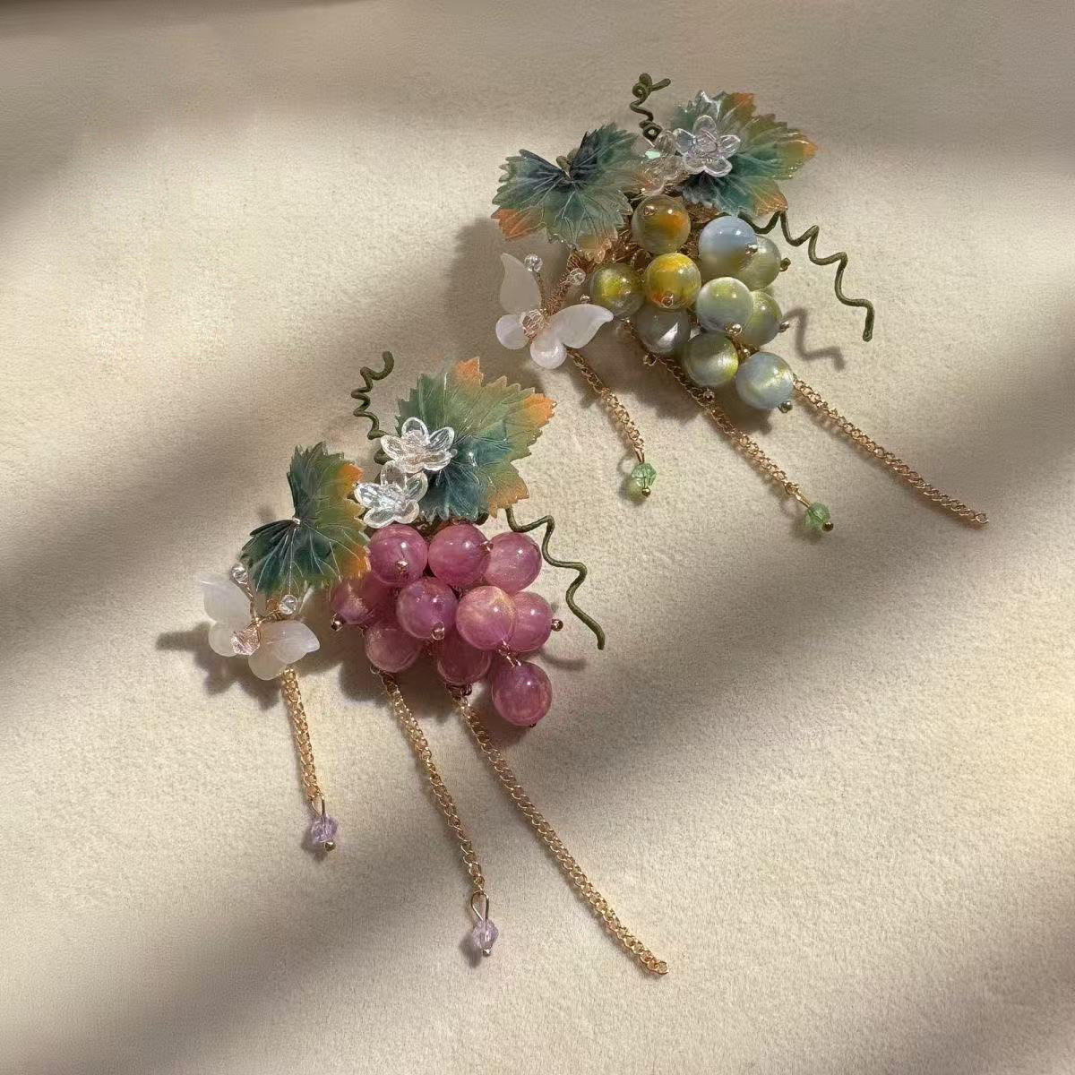 新款设计感国风葡萄串珠发夹新中式创意感葡萄串绿叶流苏精美发夹,饰品/流行首饰/时尚饰品新,民族风发饰,淘宝优惠券,粉丝福利购,淘宝优惠卷