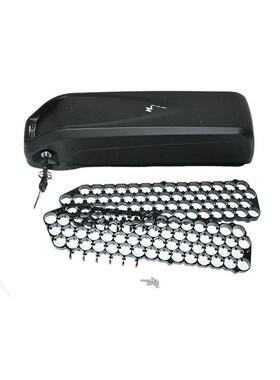 HL1号二型可装65颗18650和30颗21700带USB和开关5芯放电电池盒