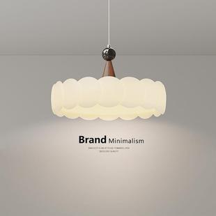 2025新款法式奶油风餐桌吊灯中古吧台餐厅灯全光谱护眼主卧室灯具