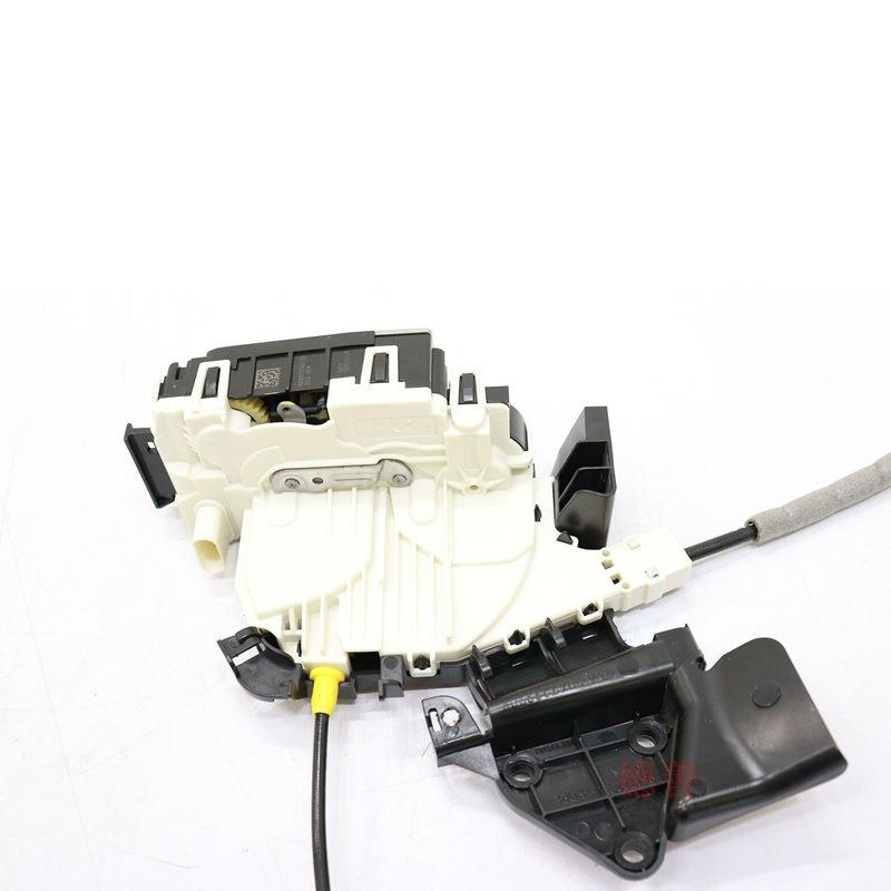 适用奔驰212E200E260E300E350E500等汽车锁块锁机拆车件