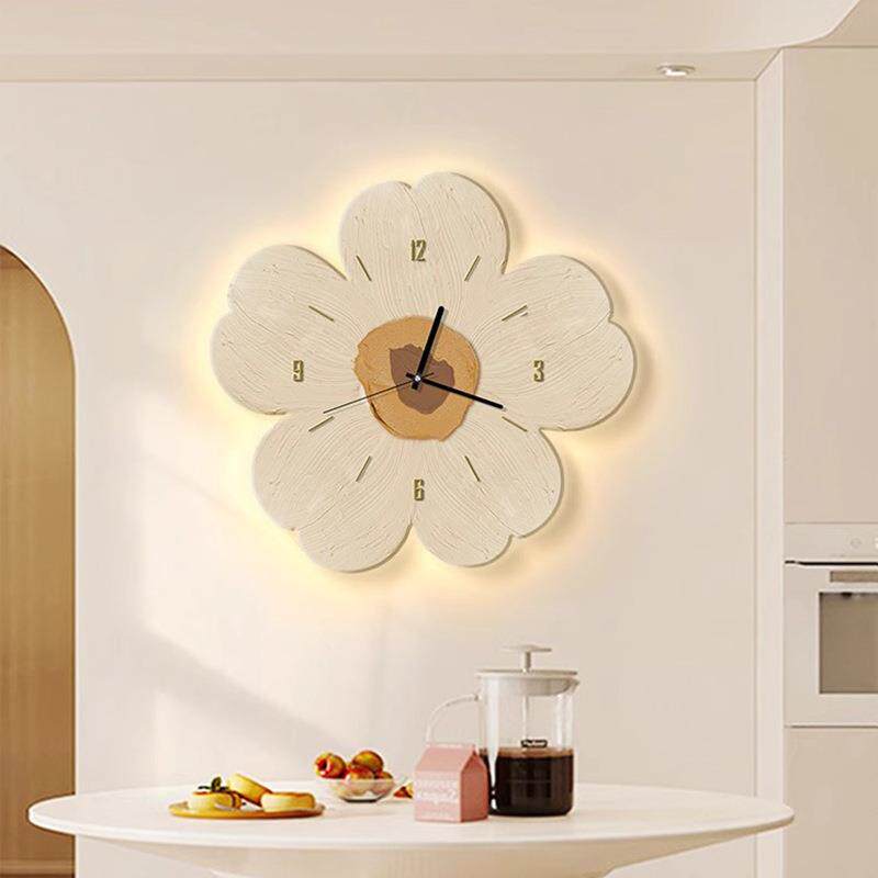 北欧钟表挂钟客厅家用时尚2024新款餐厅装饰画表挂墙创意时钟壁灯