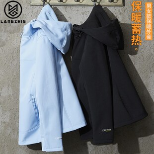 新款户外软壳衣外套男款秋冬加大码冲锋衣防风防水加绒夹克风衣女