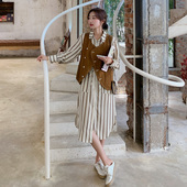 款 孕妇套装 外出洋气连衣裙两件套遮肚显瘦潮妈春秋时尚 时尚 潮 秋季