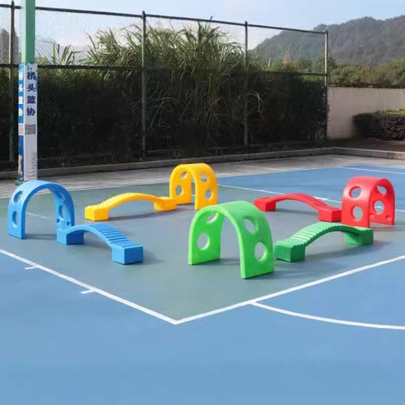 儿童拱形独木桥滚塑钻洞跨栏塑料阳光4节8隧道室内户外活动幼儿园