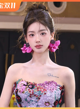 康康造型新娘耳环时尚个性气质布艺花朵耳钉跟妆结婚纱礼服耳饰品
