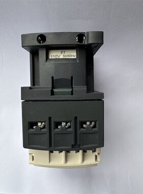 原装正品施耐德三极交流接触器12A LC1D12F7C AC110V