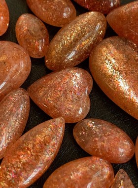 闪闪金草莓!天然日光石裸石戒面闪光云母可镶嵌编绳戒指吊坠项链