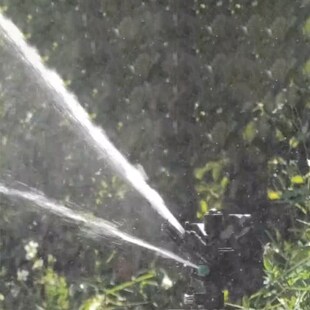 一寸DN25摇臂喷头360度自动旋转农业草坪园林绿化可调喷灌洒水器