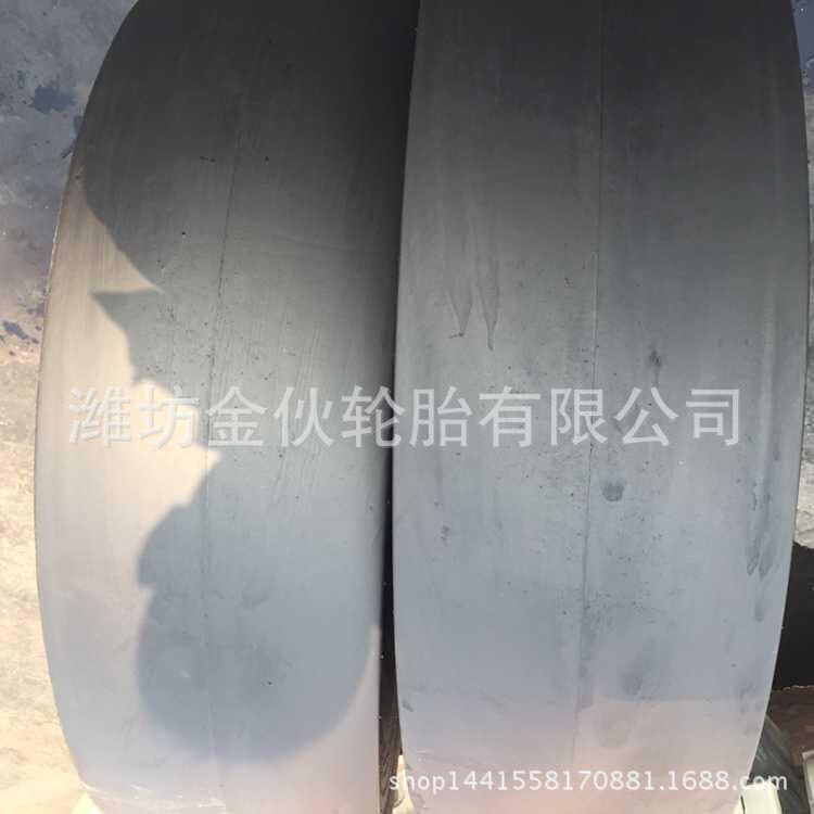 现货供应 14/70-20 轮胎C-1花纹 压路机 光面轮胎