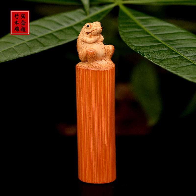 黄金实心竹雕金蟾坐看风云手把件张念超本工顶呱呱实心玉竹把玩件