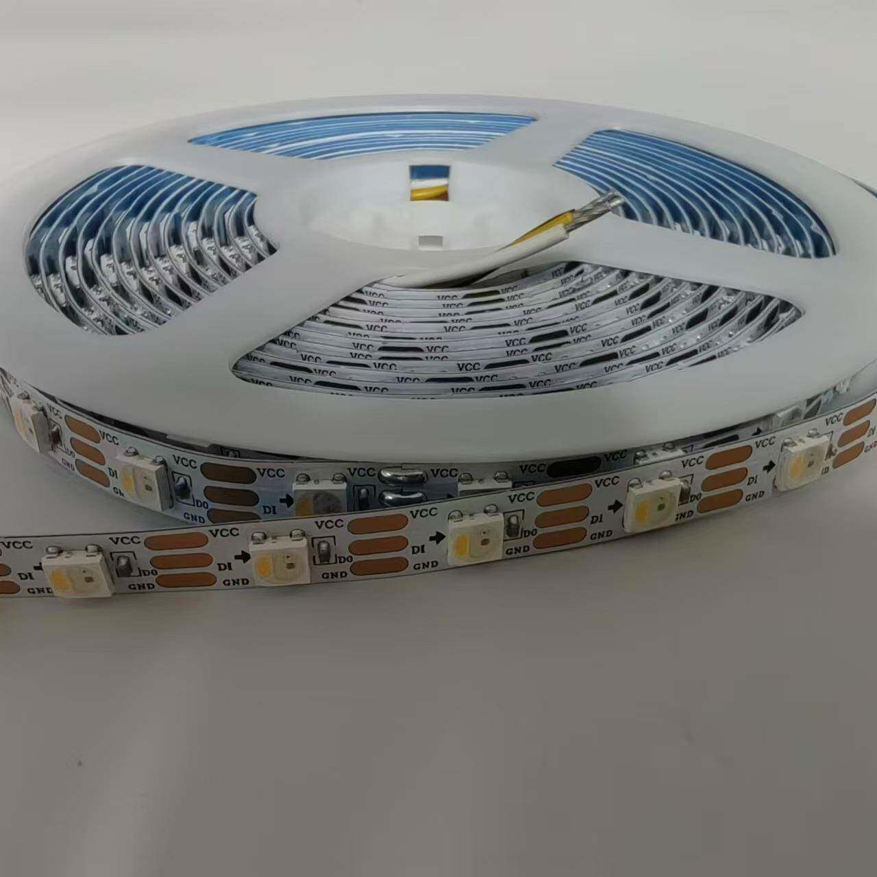 5V8MM宽5050RGBWSK6812四合一幻彩灯带内置四合一单点单控灯带