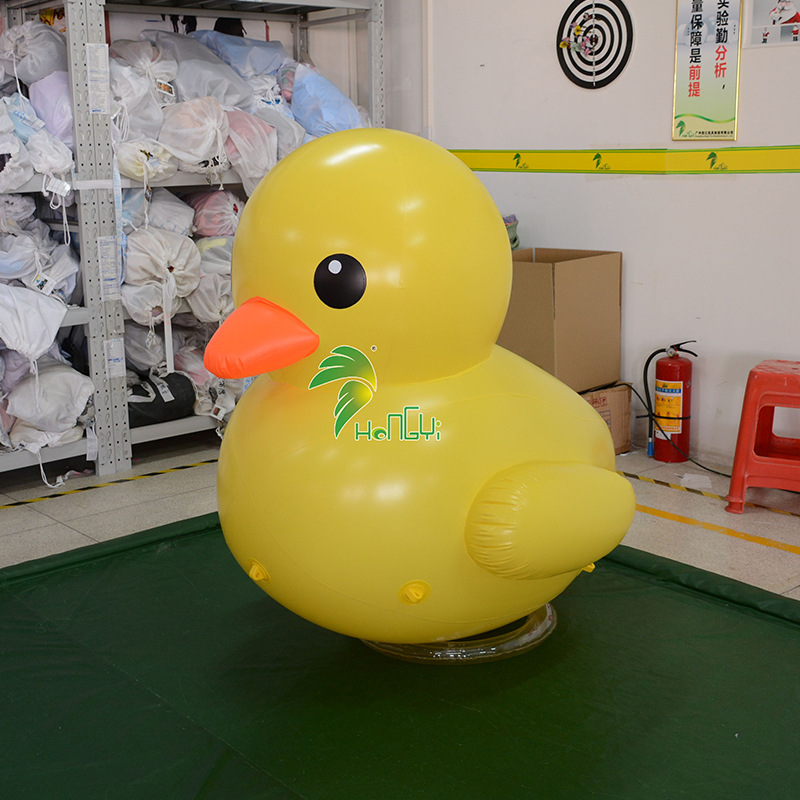 厂家直销PVC充气小黄鸭模型水上乐园展示户外活动儿童乐园美陈