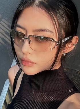 欧美无框钻石墨镜女个性复古千禧风辣妹Y2K眼镜时尚方框太阳镜潮