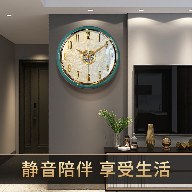 轻奢挂钟2025新款高级感大气高端钟表客厅静音挂墙时钟艺术创意