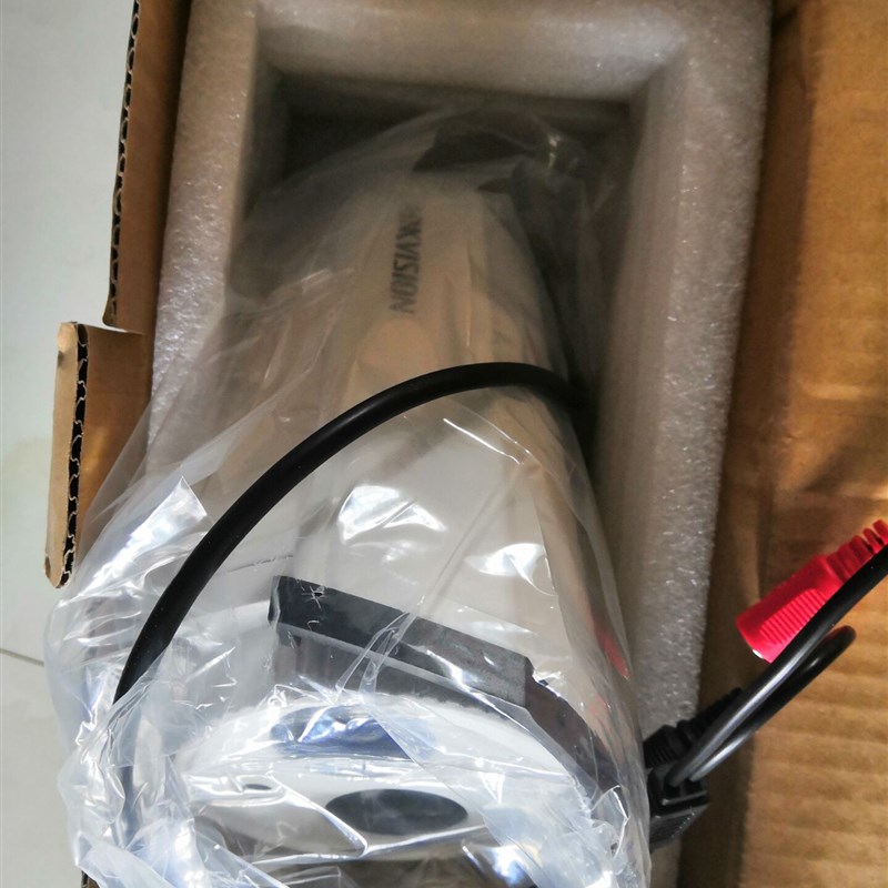 全新正品 海康DS-2CC11A2P-IR3 海康模拟红外监控摄像机 包邮