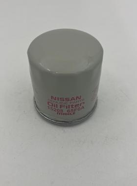 15208-65F0015208-31U0065F0A天籁阳光玛驰骊威机油滤清器