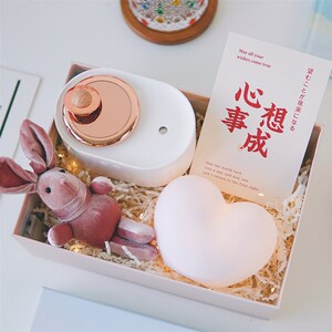 物有引力 旋转星球加湿器 创意高颜值生日礼物实用送女生朋友闺蜜