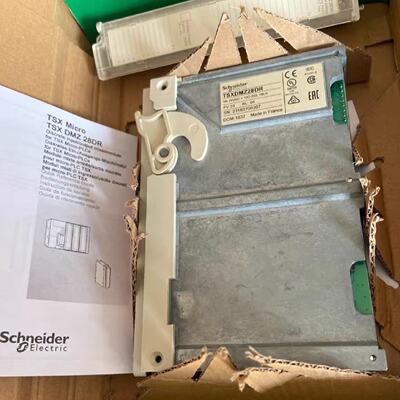 议价施耐德micro系列PLC模块TSXDMZ28DR开关量输入输出模块 全新