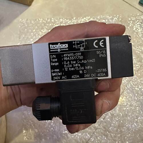 Trafag压力传感器，型号9B4 3378 751 04，—议价