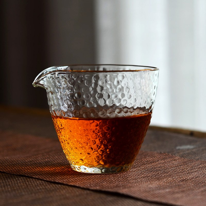 日式锤目纹耐热玻璃公道杯实用大号经典功夫茶公杯分茶器鹰嘴出水