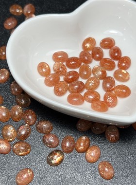 天然金草莓晶戒面太阳石裸石6*8/7*9/圆6mm闪光云母耳钉圆形椭圆