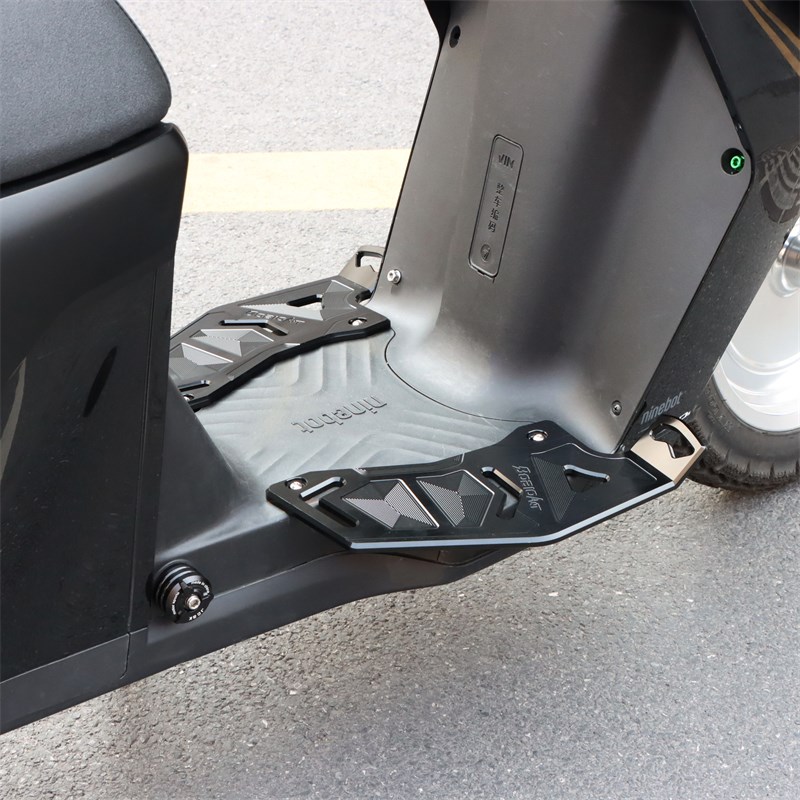 适用九号猎户座DZ前脚踏板加宽F90M机械师MMAX110P后脚踏改装配件