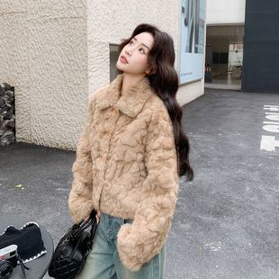 HEHY毛茸茸短款仿皮草小湖羊环保皮草皮毛一体保暖2025新冬小个子