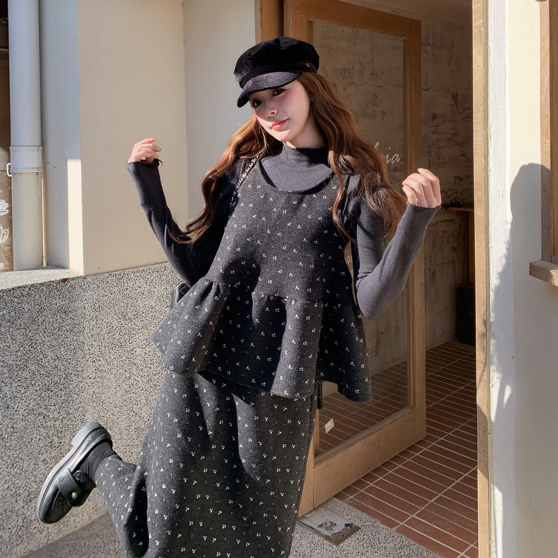 HEHY法式灰色印花毛呢马甲半身裙2026早春新款高领针织衫三件套女,女装/女士精品,时尚套装,淘宝优惠券,粉丝福利购,淘宝优惠卷