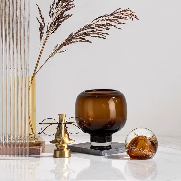 简约轻奢玻璃果盘组合摆件茶色花瓶高端设计师客餐厅桌面几何花器