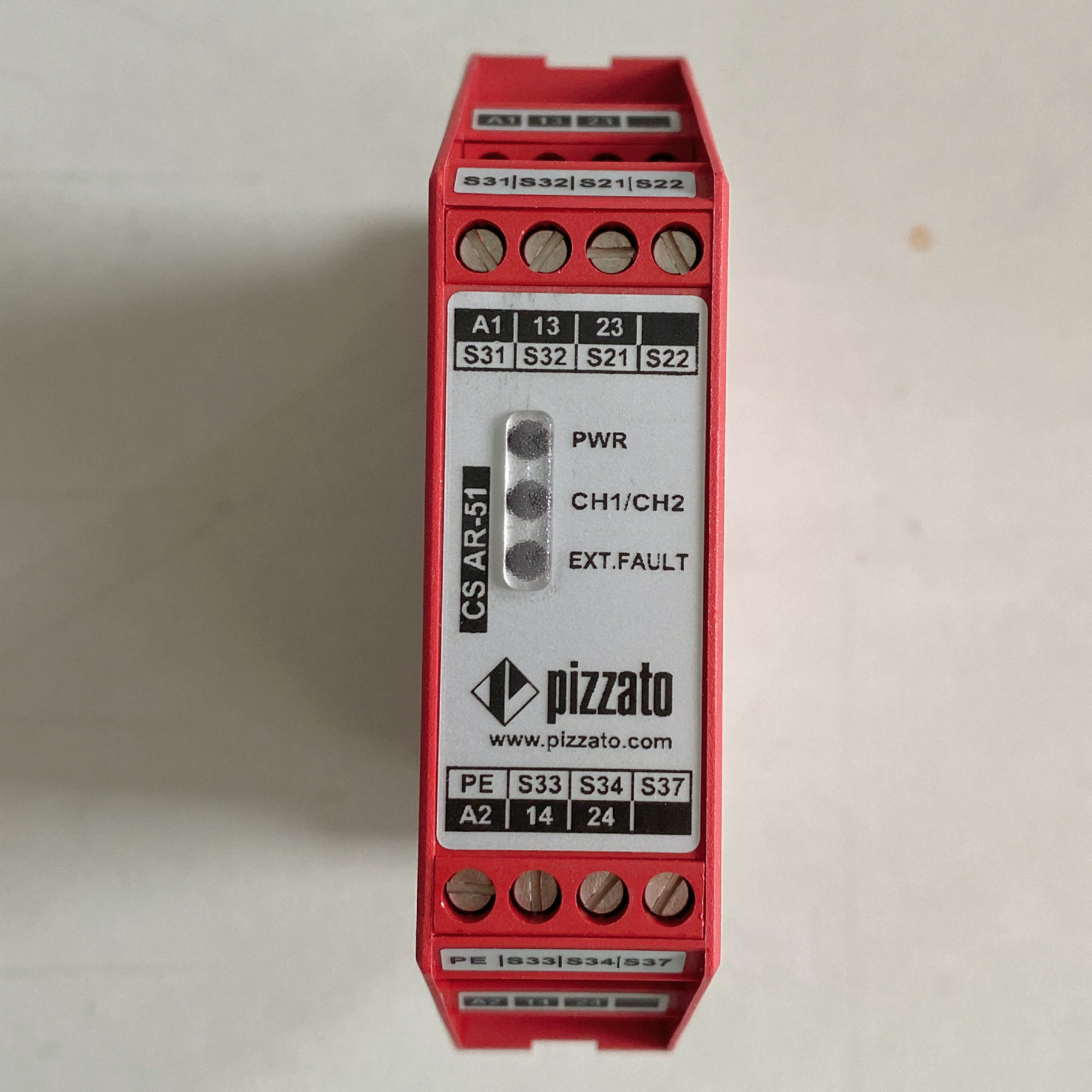 意大利Pizzato拉线开关FL1883一常开一常闭