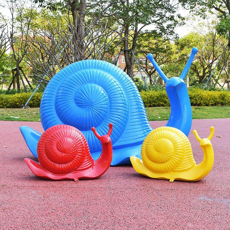 户外彩色卡通蜗牛摆件玻璃钢动物雕塑花公园林景庭院观小区装饰品