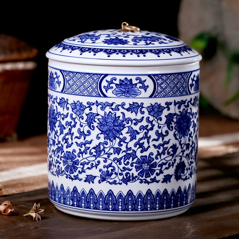 青花瓷茶叶罐陶瓷七子饼普洱储茶大号密封一斤存储罐散茶缸桶茶具