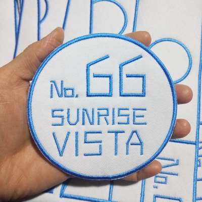 刺绣贴定制徽章logo布贴定做图案魔术贴胸章校徽衣服贴电脑绣花标