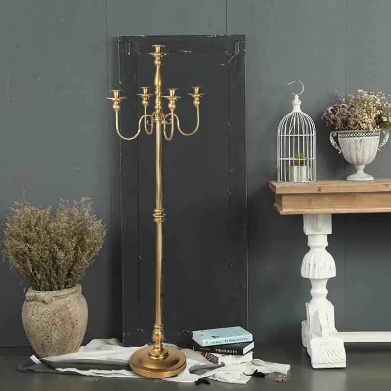 热卖铁艺金色落地烛台婚礼装饰蜡烛架美式家居高脚蜡烛杯摆件