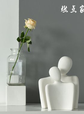 现简约陶瓷情侣艺术摆件客厅电视柜玄关卧室书桌样板房软装饰品