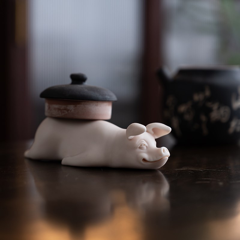 厚皿白瓷可爱茶宠摆件桌面玩物小茶玩萌器茶道猪架高端盖置
