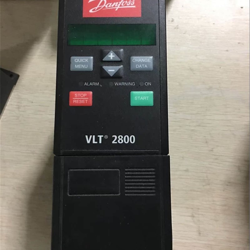 议价VLT2815PT4B20STR0DBF00A00C1 丹佛斯VLT2800系列1.5KW变频器