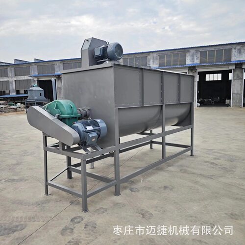 2000卧式草料搅拌机双蛟龙混合搅料机饲料机械现货玉米面粉碎机