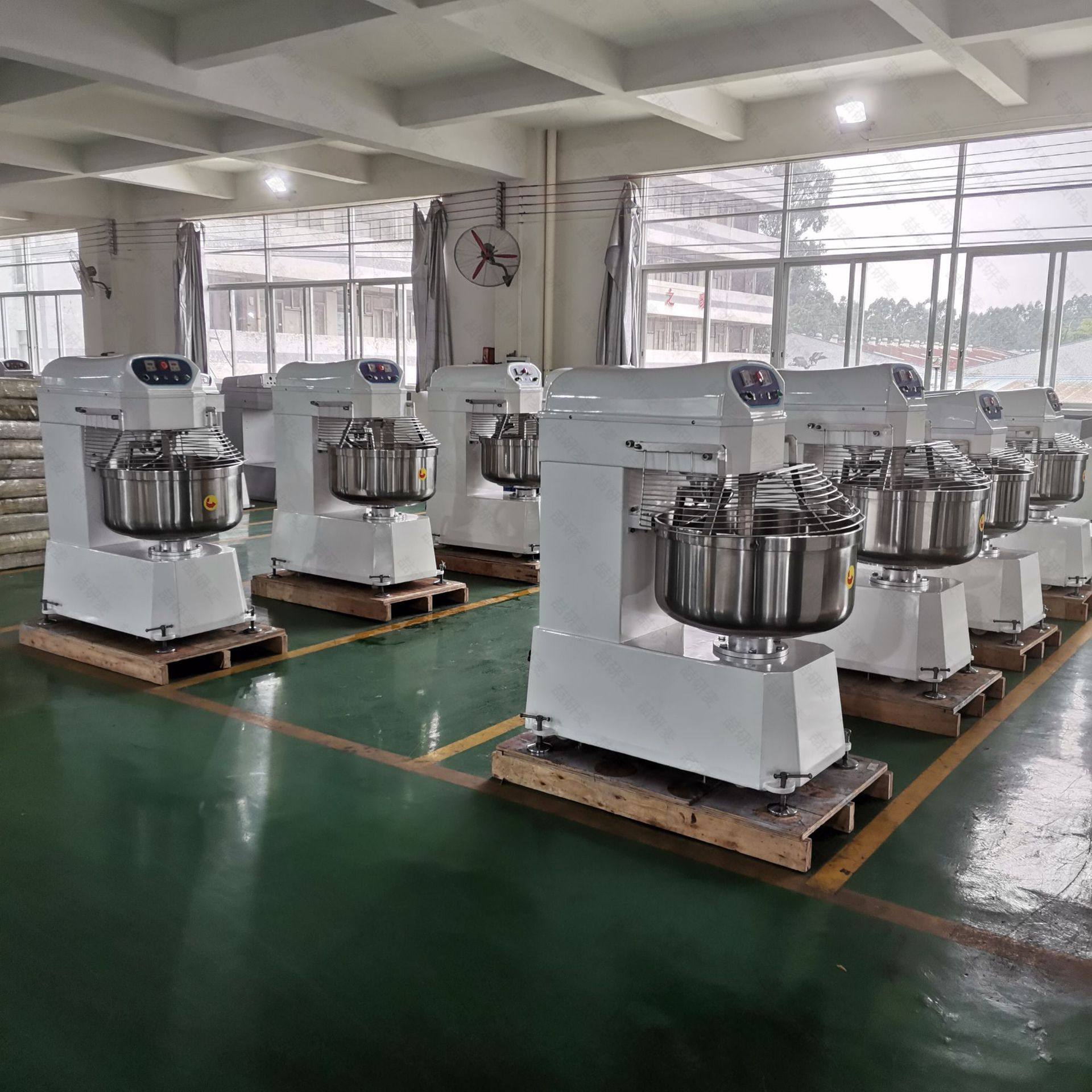 大型和面机商用 热风旋转烤炉配套和面设备 双速双动搅拌机,清洗/食品/商业设备,食品搅拌机,淘宝优惠券,粉丝福利购,淘宝优惠卷